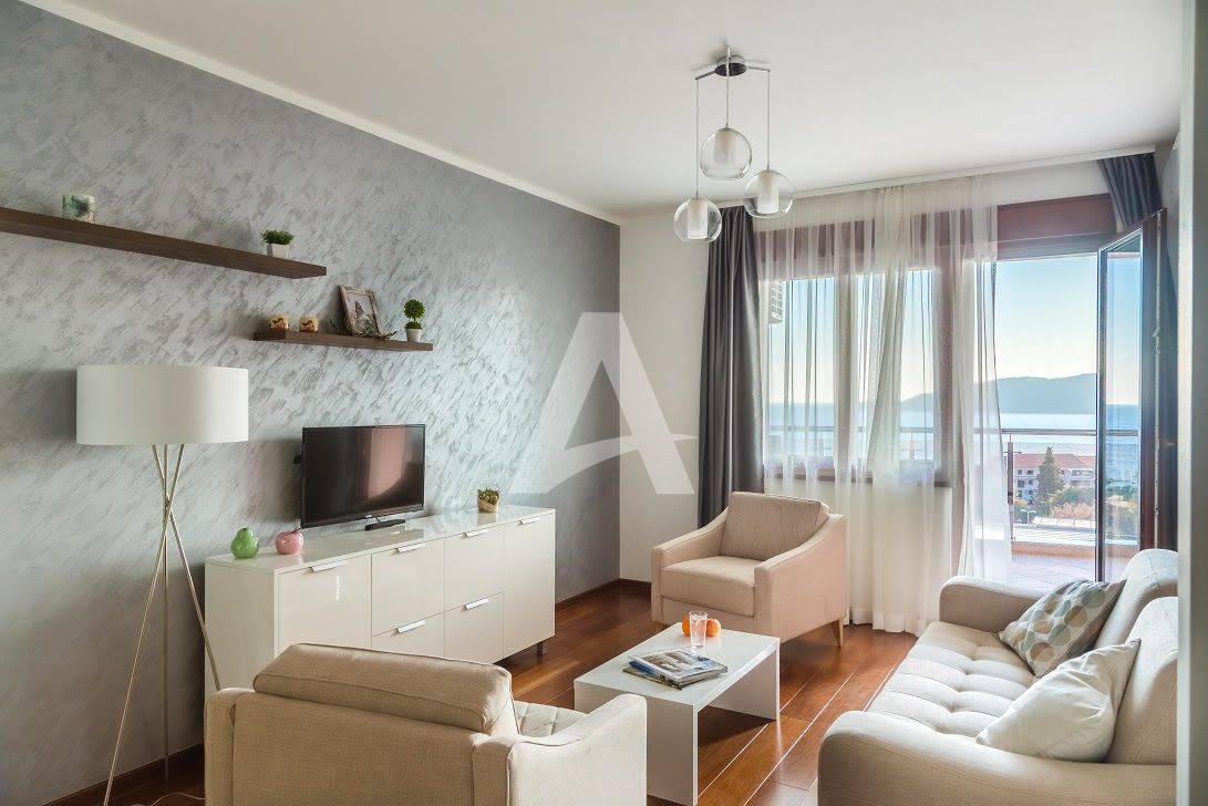 amforaproperty.com/Nov dvosoban stan površine 95m2 sa pogledom na more u zgradi Anatolia 4, Bečići.